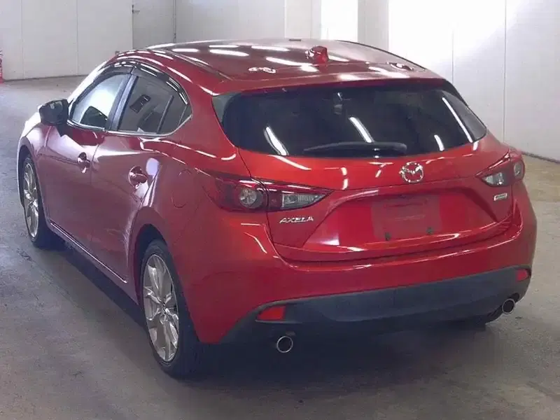 MAZDA AXELA SPORT 20S TOURING Image 4