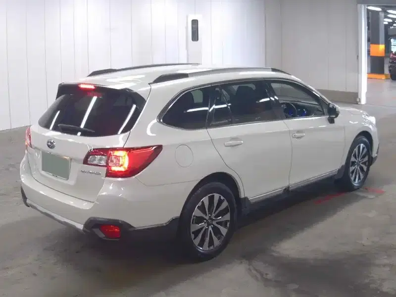 SUBARU OUTBACK 4WD LIMITED Image 7