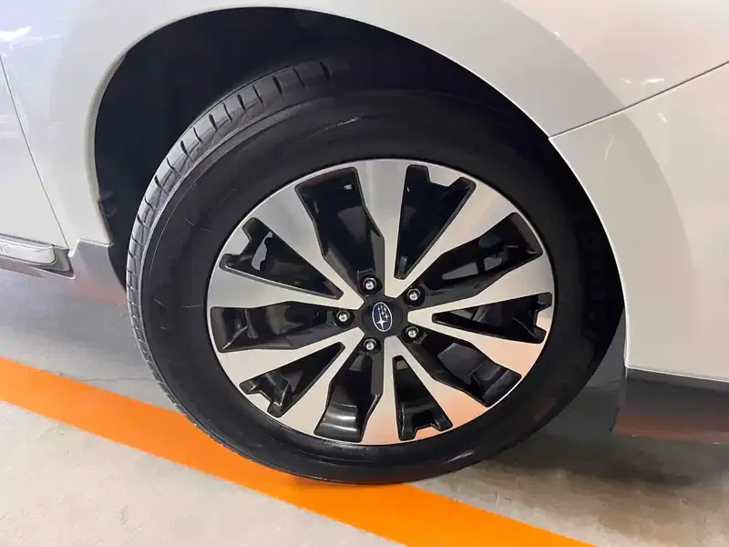SUBARU OUTBACK 4WD LIMITED Image 31