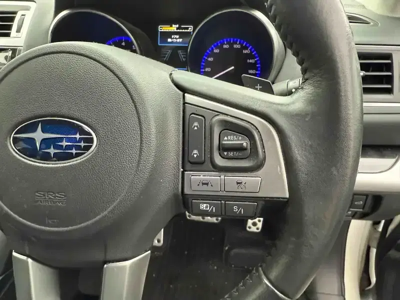 SUBARU LEGACY OUTBACK LIMITED 4WD Image 8