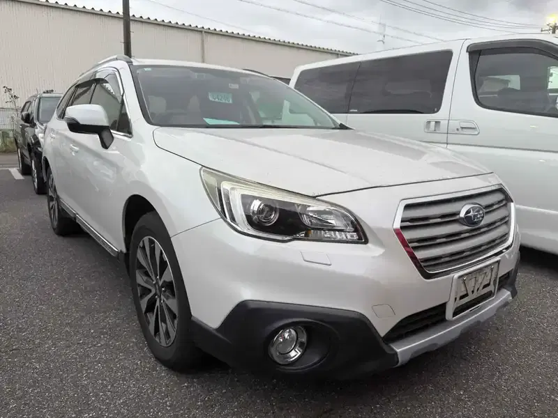 SUBARU LEGACY OUTBACK LIMITED 4WD Image 4