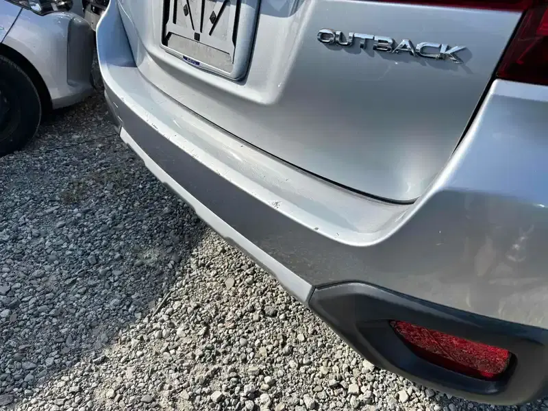 SUBARU LEGACY OUTBACK LIMITED 4WD Image 14