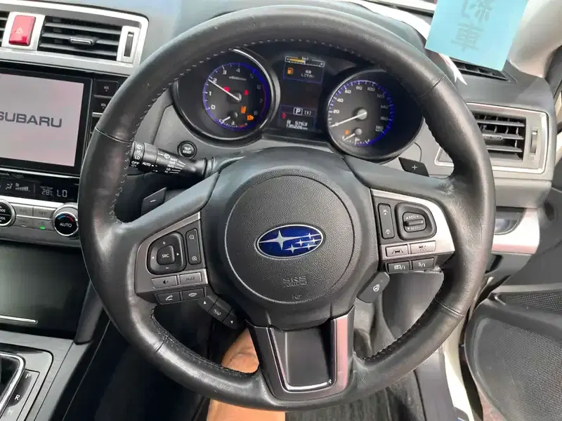 SUBARU LEGACY OUTBACK LTD 4WD Image 10
