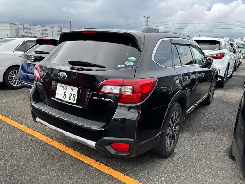 SUBARU OUTBACK LIMITED Image 2