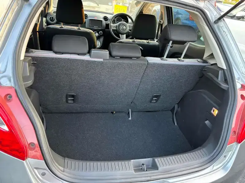 MAZDA DEMIO 13 SKYACTIVE Image 7