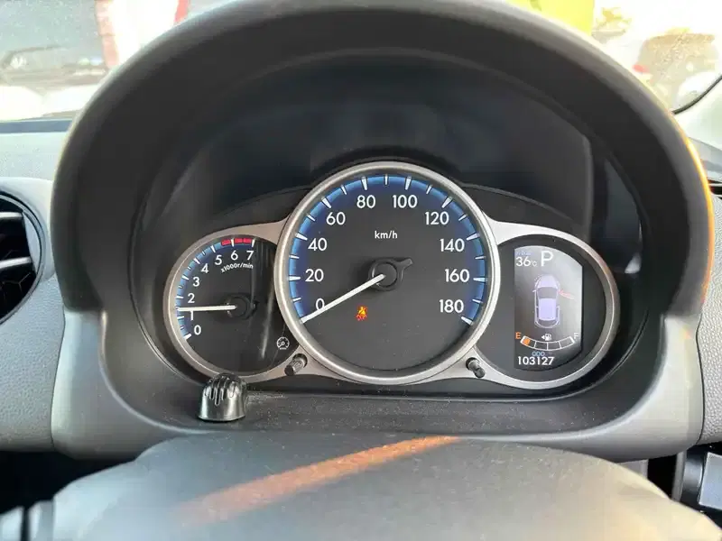 MAZDA DEMIO 13 SKYACTIVE Image 8