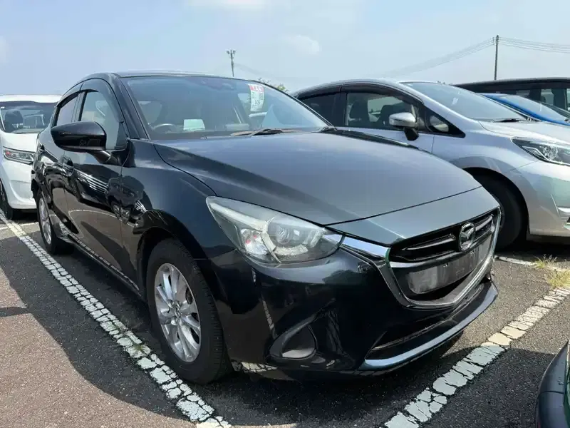 MAZDA DEMIO BLACK LEATHER LIMITED Image 8