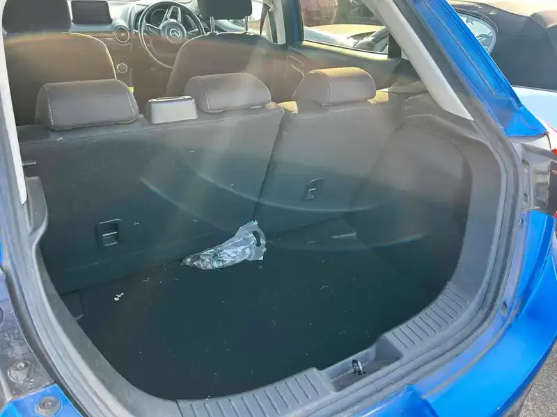MAZDA DEMIO 13S Image 18