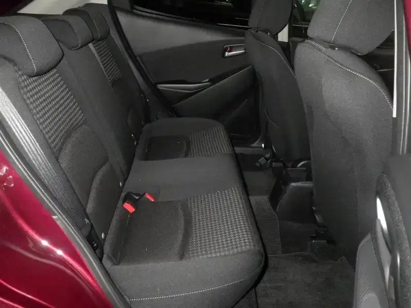MAZDA DEMIO 13S Image 6