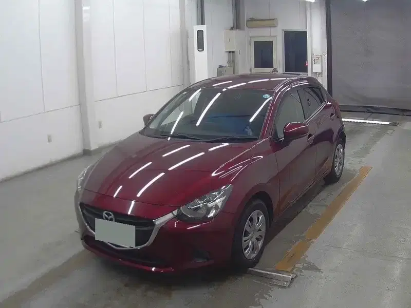 MAZDA DEMIO 13S Image 4