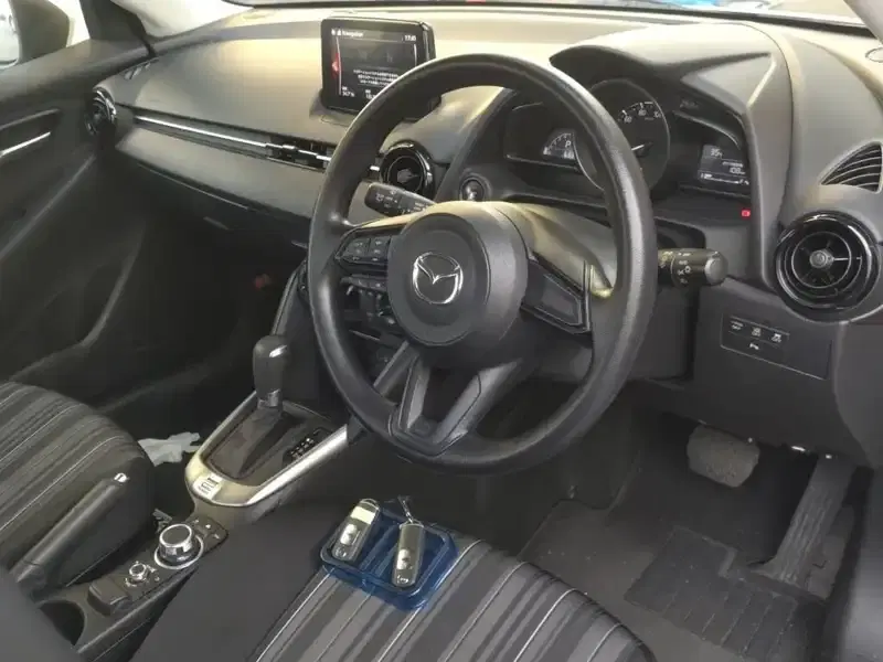 MAZDA 2 15S Image 5