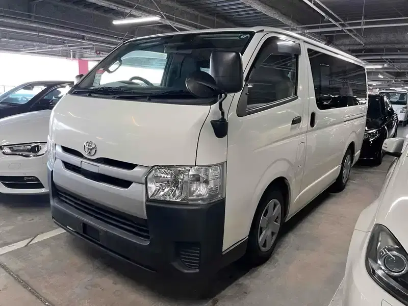 TOYOTA HIACE LONG DX Image 1