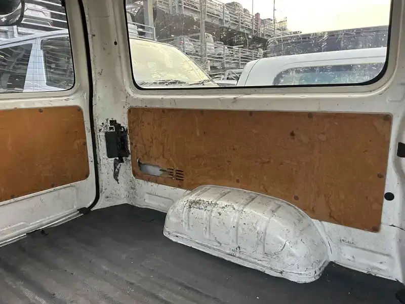 TOYOTA REGIUS ACE VAN LONGDX 4WD Image 17
