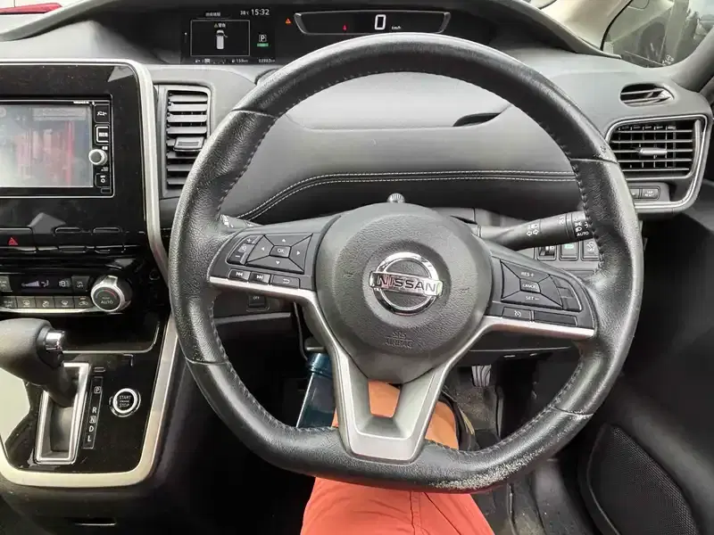 NISSAN SERENA HIGHWAY STAR Image 13