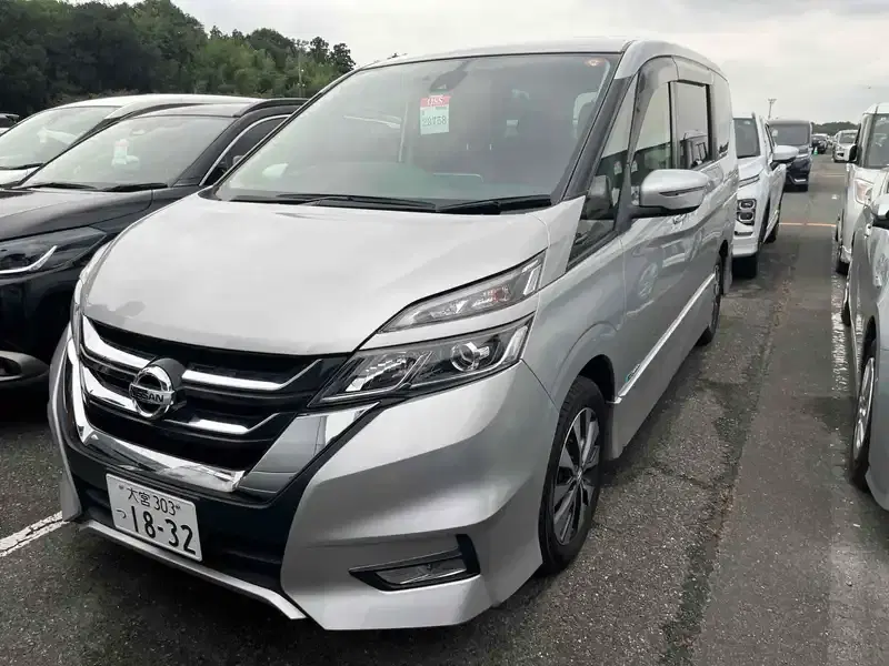 NISSAN SERENA 5D HIGHWAY STAR V SELECTION Image 1