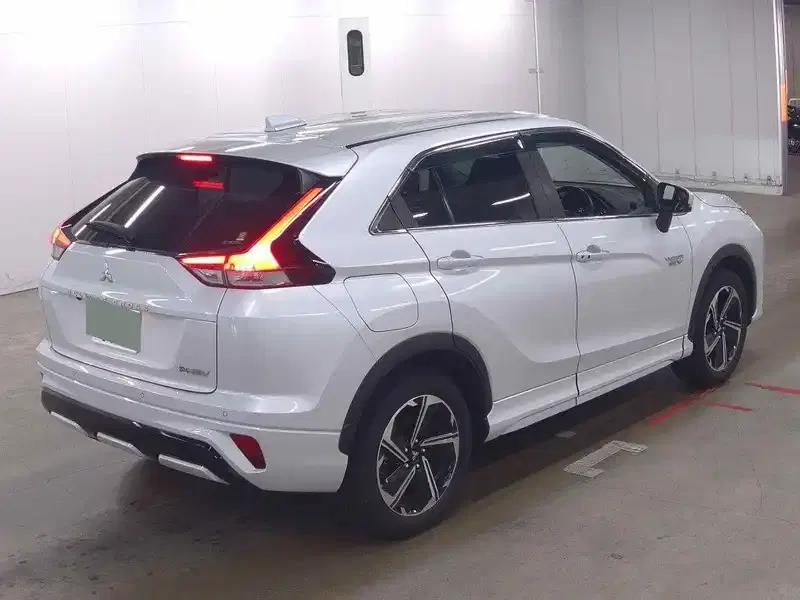 MITSUBISHI ECLIPSE CROSS G Image 5