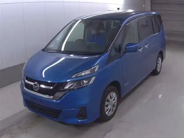 NISSAN SERENA X V SMART 2 4WD Image 4