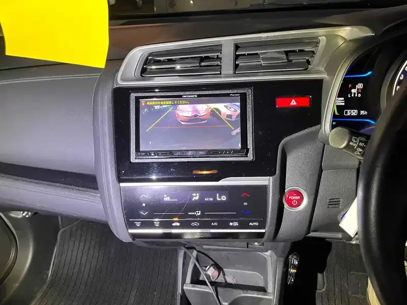 HONDA FIT HV S  PACKAGE Image 8