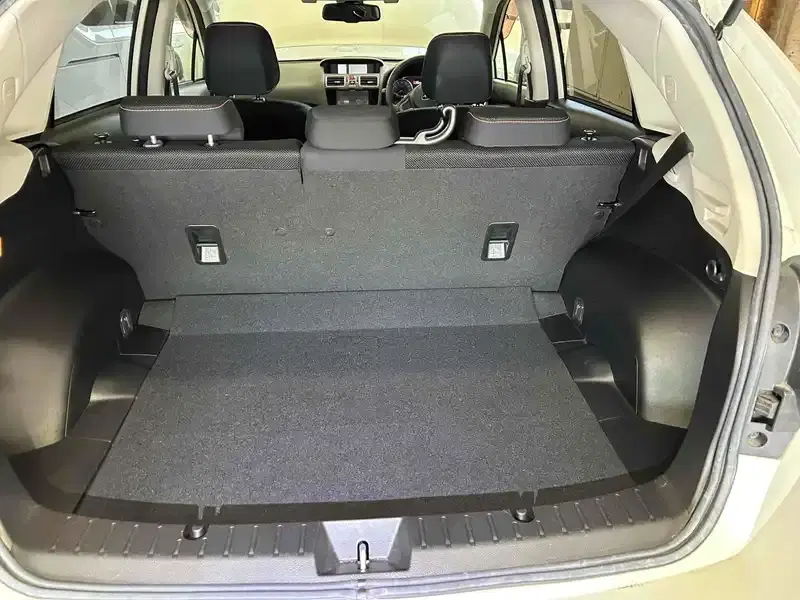 SUBARU XV 4WD 2.0I EYE SIGHT Image 8