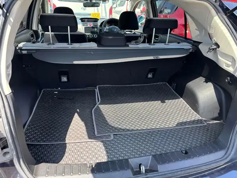 SUBARU IMPREZA XV HYBRID 2.0I-L EYESIGHT Image 13