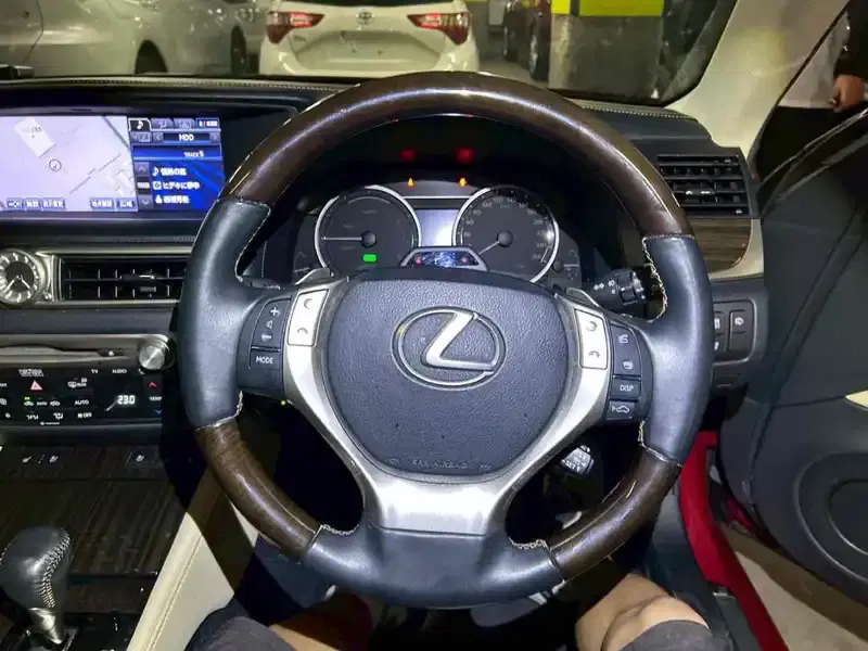 LEXUS GS GS450H VERSION L Image 5