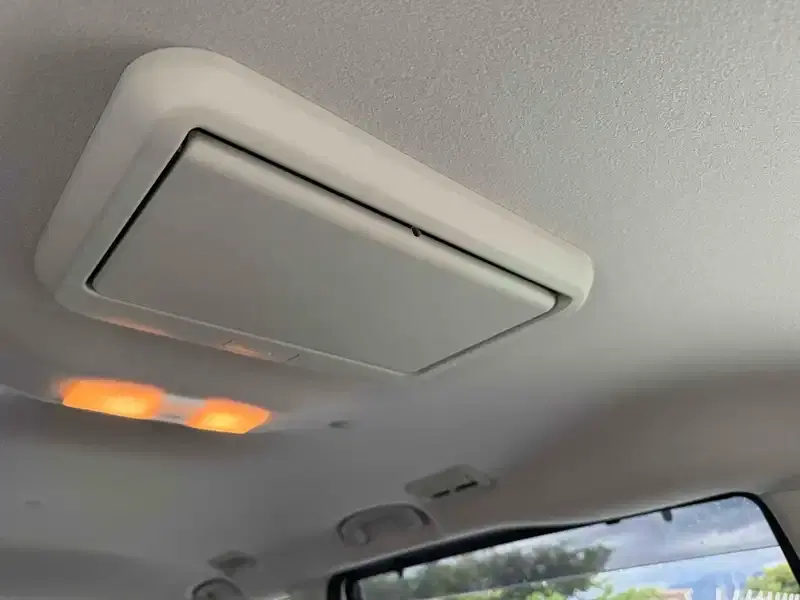 NISSAN SERENA E-POWER HIGHWAY STAR V PRO-PILOT Image 12