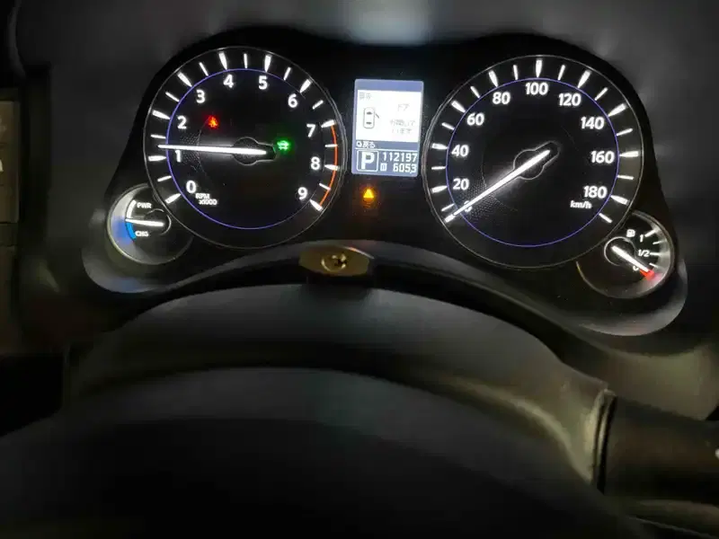 NISSAN FUGA HYBRID Image 10