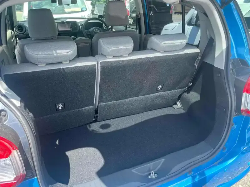 TOYOTA PASSO X L PACKAGE S Image 9