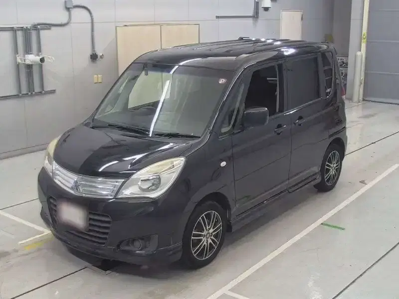 MITSUBISHI DELICA D:2 X Image 1