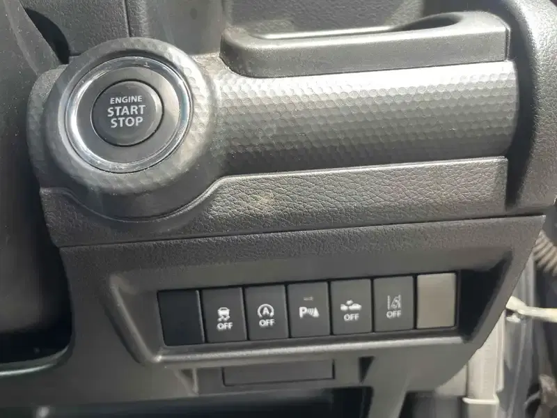 SUZUKI XBEE HV MZ Image 14
