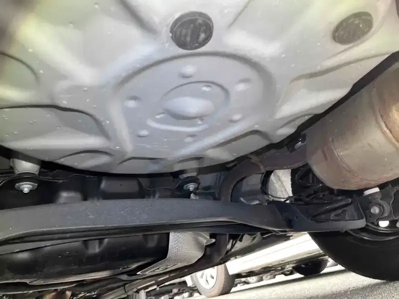 TOYOTA YARIS HYBRID X Image 17