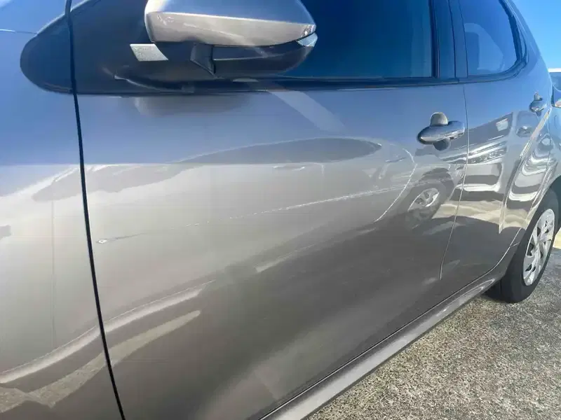 TOYOTA YARIS HYBRID X Image 14