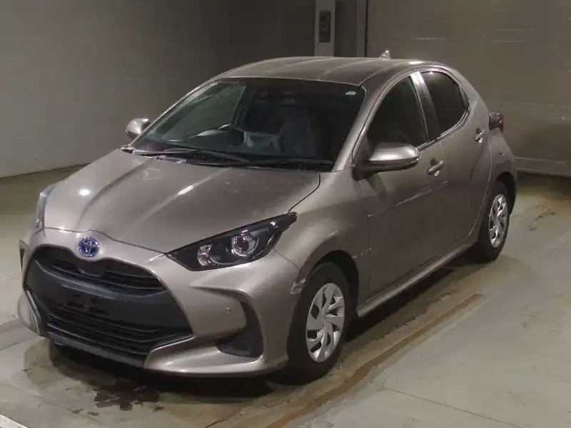 TOYOTA YARIS HYBRID X Image 1
