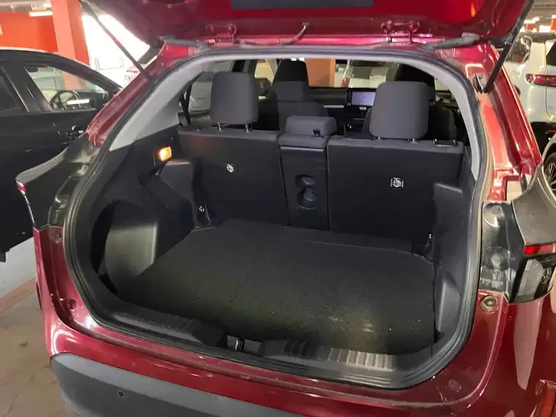 TOYOTA YARIS CROSS HYBRID G Image 15