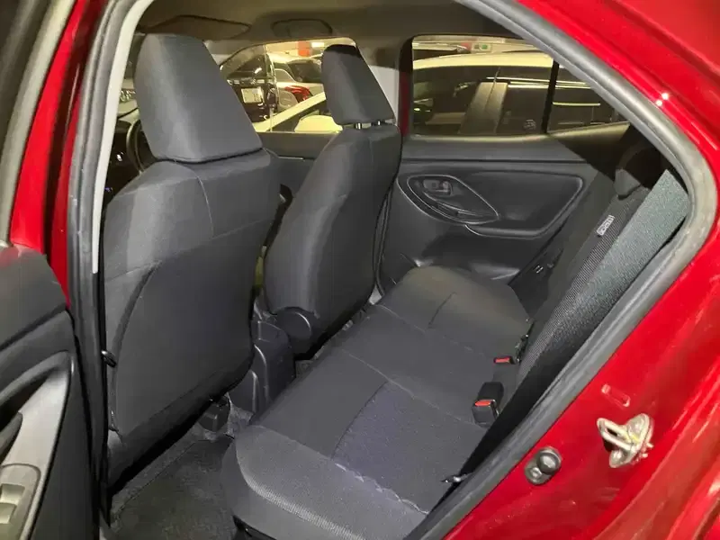 TOYOTA YARIS CROSS HYBRID G Image 14
