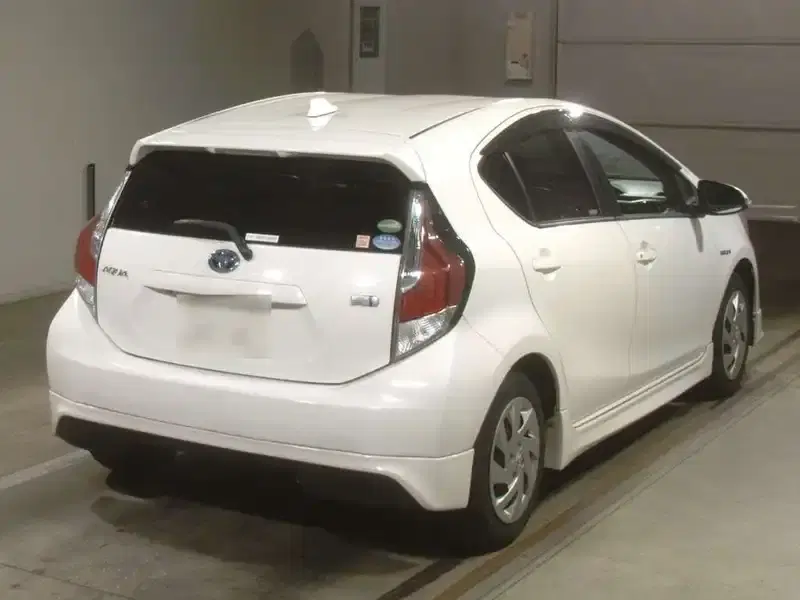 TOYOTA AQUA S BODYKIT Image 4