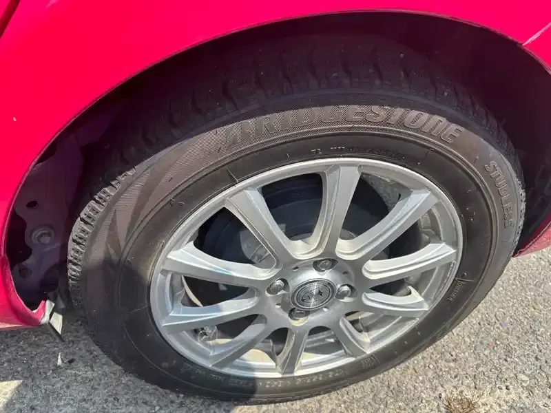 TOYOTA AQUA S Image 20