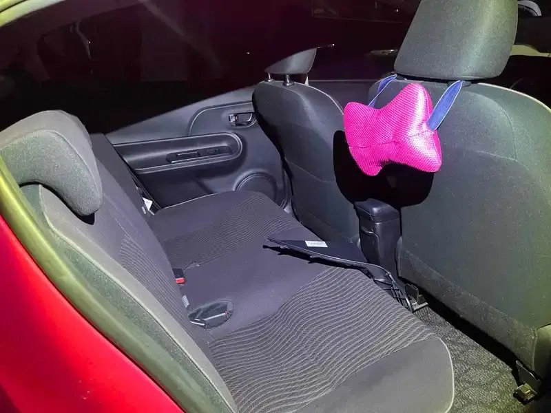 TOYOTA AQUA G Image 5