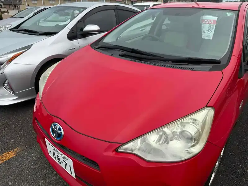 TOYOTA AQUA S Image 21