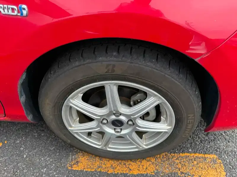 TOYOTA AQUA S Image 16