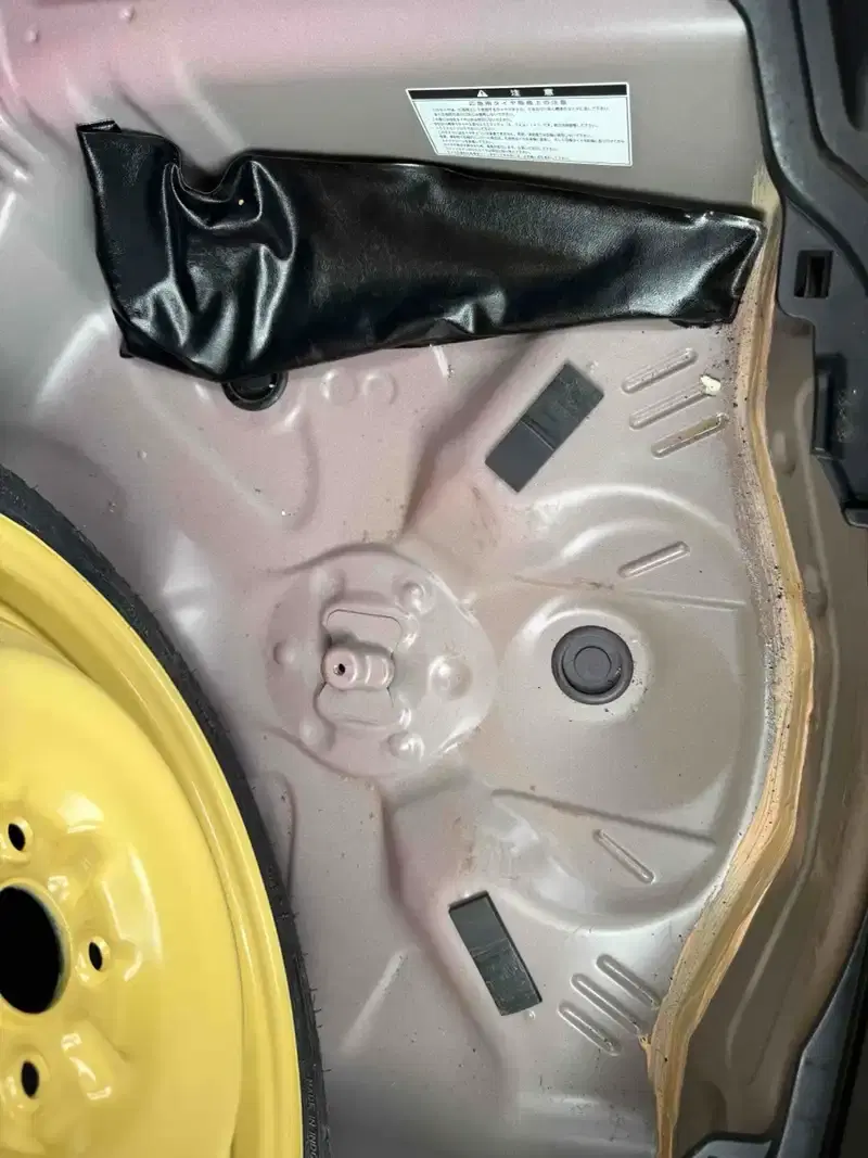 TOYOTA AQUA S Image 15