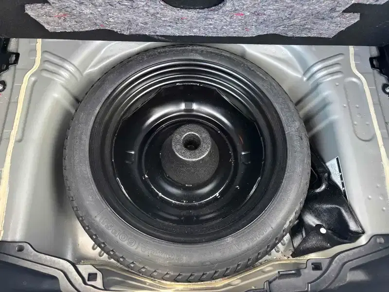 TOYOTA AQUA G Image 27
