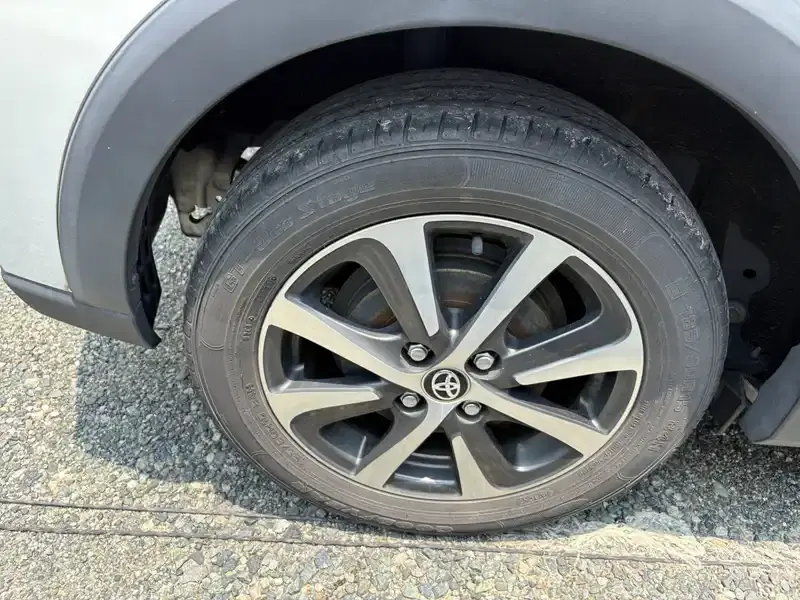 TOYOTA AQUA CROSSOVER Image 11