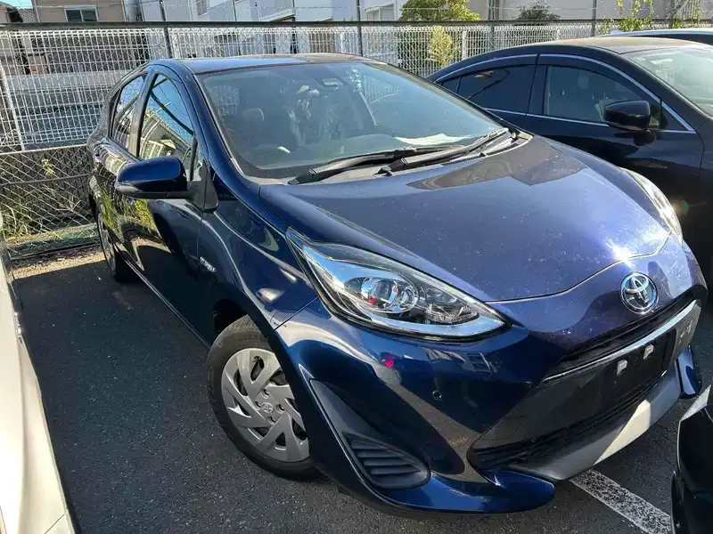 TOYOTA AQUA S STYLE BLACK Image 11