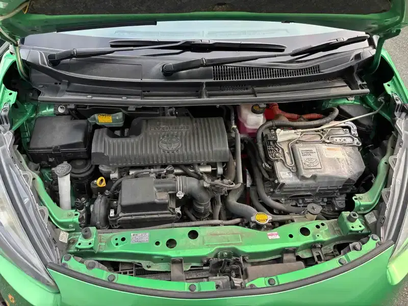 TOYOTA SIENTA HYBRID G Image 19
