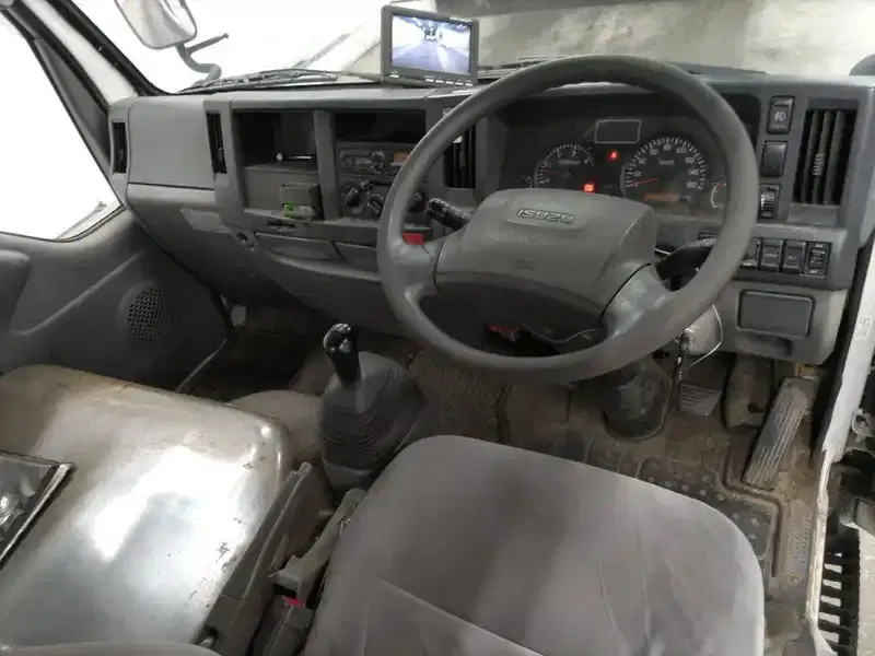ISUZU ELF TRUCK 2D OTHERS Image 5