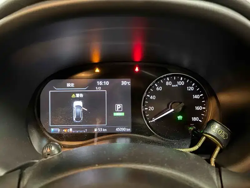 NISSAN KICKS X Image 31