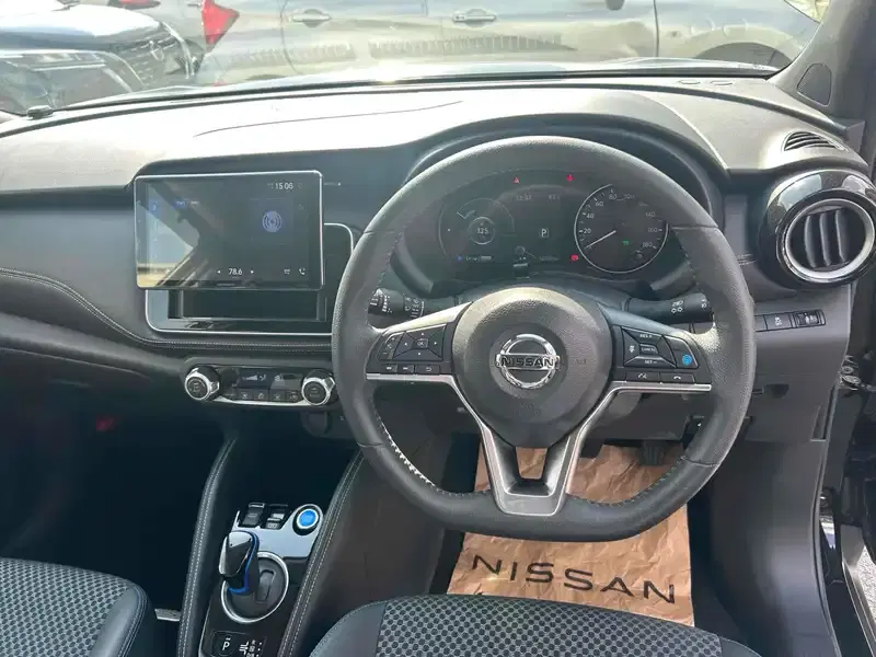 NISSAN KICKS X Image 3
