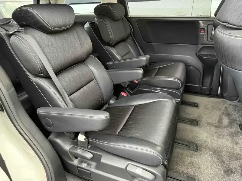 HONDA ODYSSEY ABSOLUTE EX Image 10
