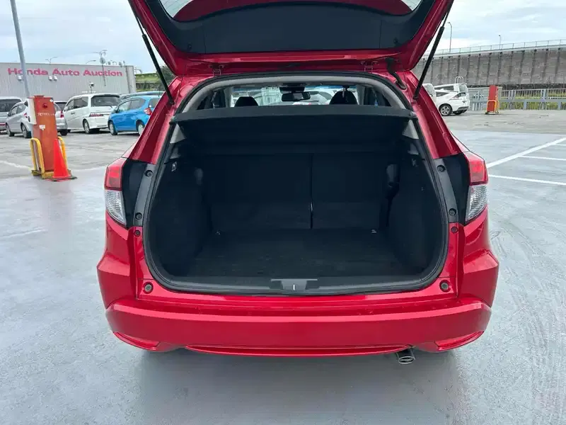 HONDA VEZEL HYBRID Z HONDA SENSING Image 15